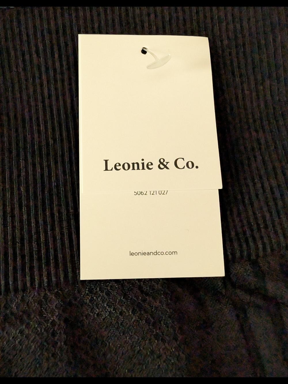 Leonie & Co High-Waist 3D Cellulite-Smoothing Leggings - Black - Picture 3 of 6